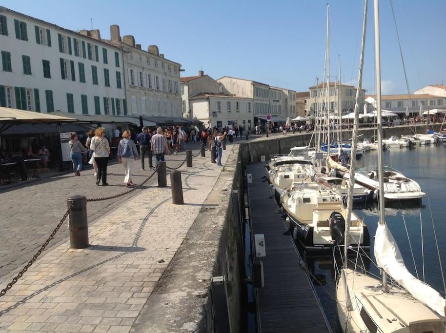 Eole, Idealement Situe Sur Le Port De St Martin De Re Saint-Martin-de-Ré Zewnętrze zdjęcie