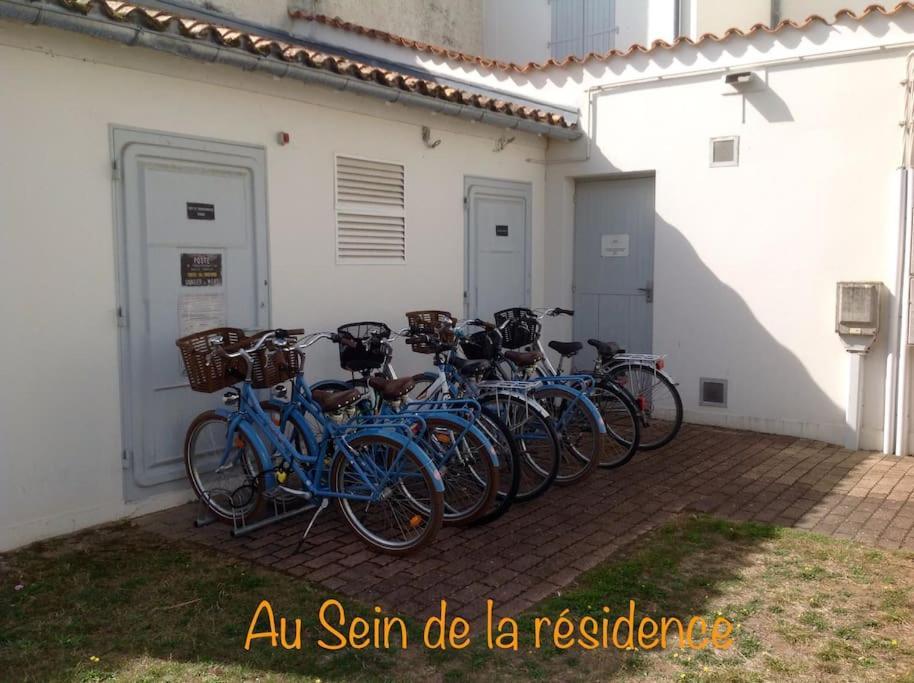 Eole, Idealement Situe Sur Le Port De St Martin De Re Saint-Martin-de-Ré Zewnętrze zdjęcie