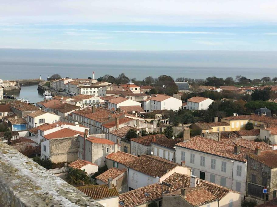 Eole, Idealement Situe Sur Le Port De St Martin De Re Saint-Martin-de-Ré Zewnętrze zdjęcie